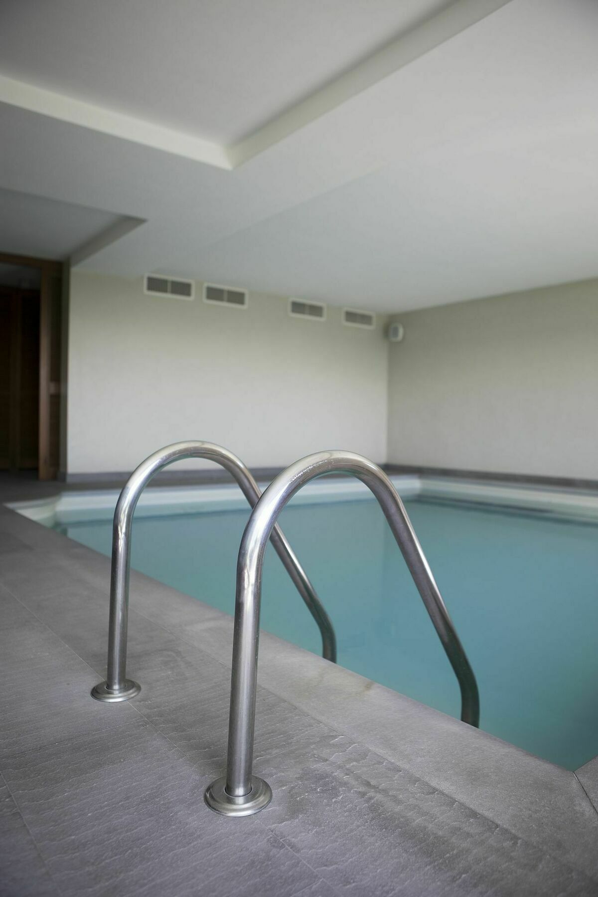 Suite & Pool-Como House-160 Mt-Private Indoor Swimming Pool, Heated All Year-Private Covered Parking-Private Garden And Terrace-Fully Equipped Kitchen Exterior foto